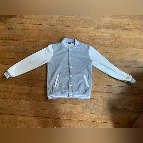 Men’s Coof Andy grey and white Varsity Bomber Jacket, size small - Picture 5 of 10